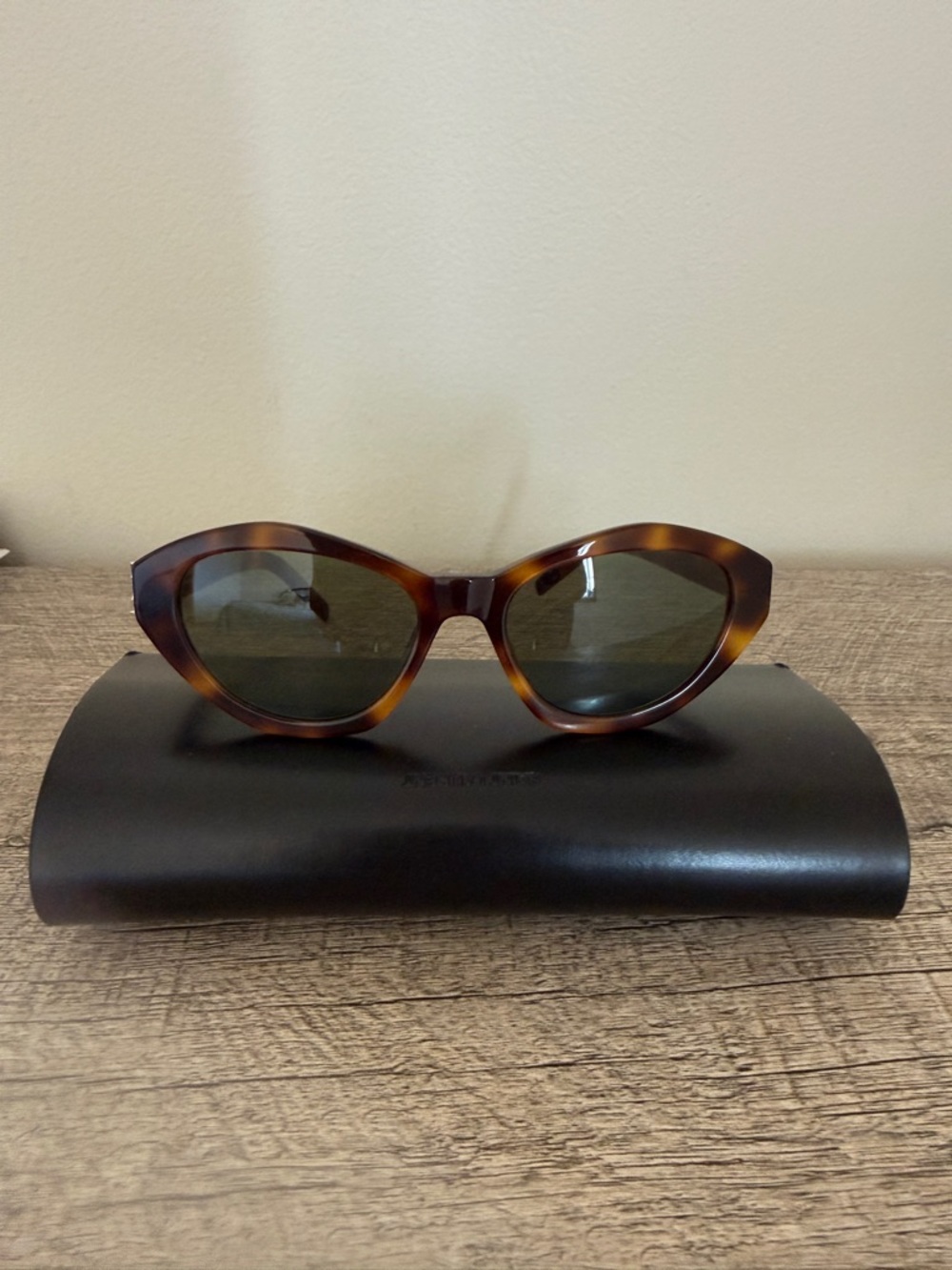 Saint Laurent Tortoiseshell Cat Eye Sunglasses - Brown